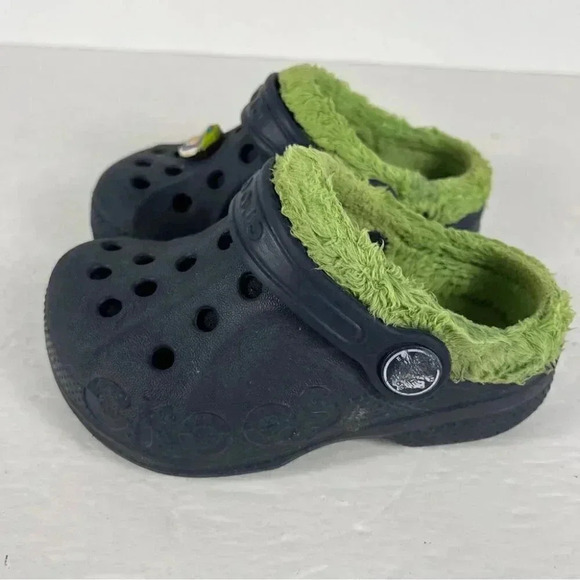 Crocs fleece  lined sandals - Picture 5 of 7